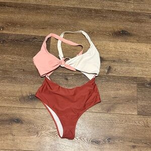 One piece bikini large